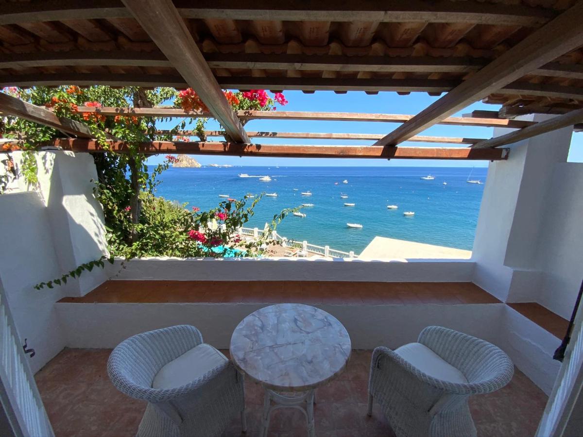 La Piazza Luxury Hotel & Spa Panarea Exteriér fotografie